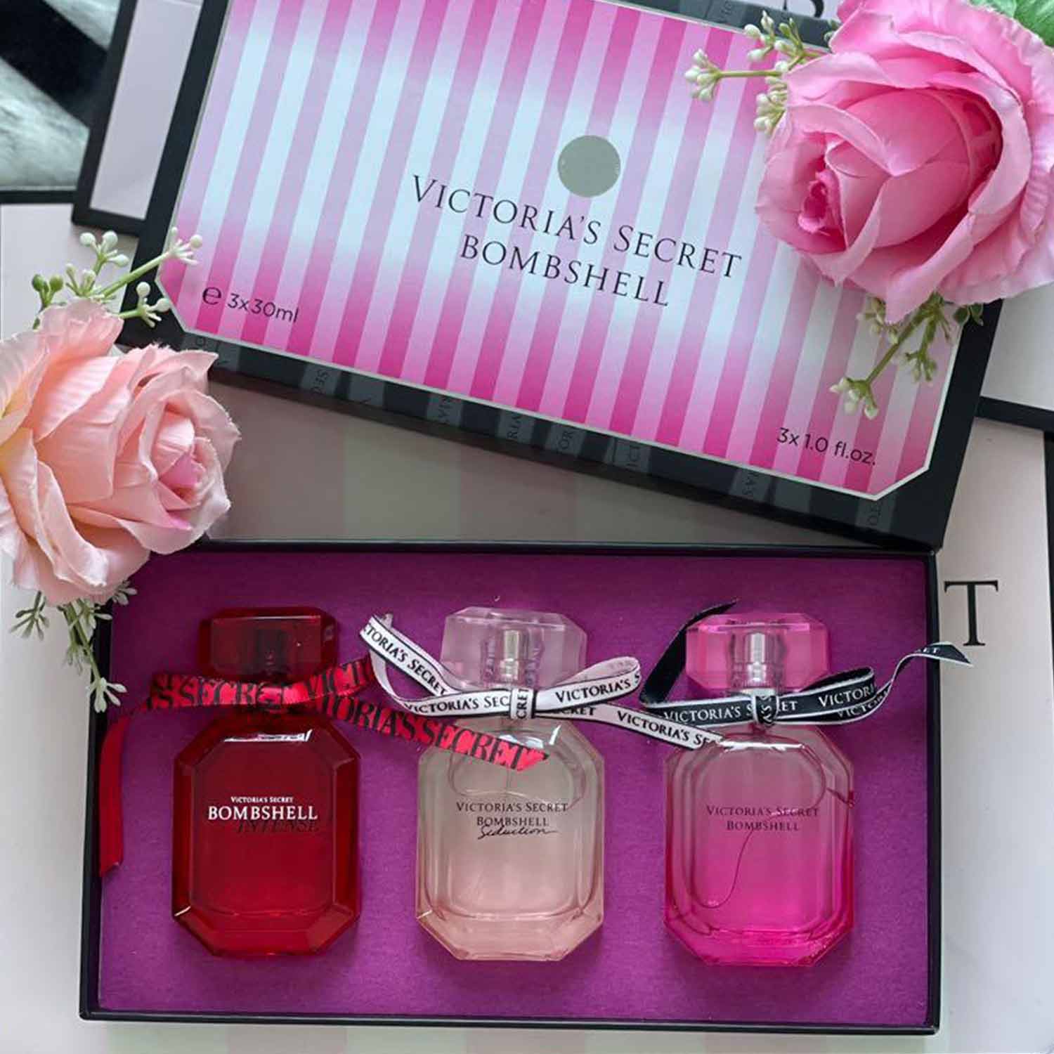VICTORIA_S SECRET BOMBSHELL GIFT SET OF 3 PCS 30ML EACH(190)