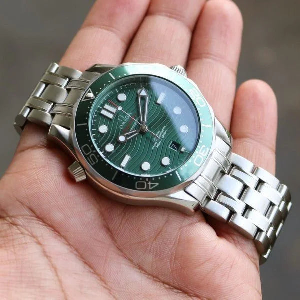 OME_GA SEA MASTER AUTOMATIC PRIMIUM WATCH