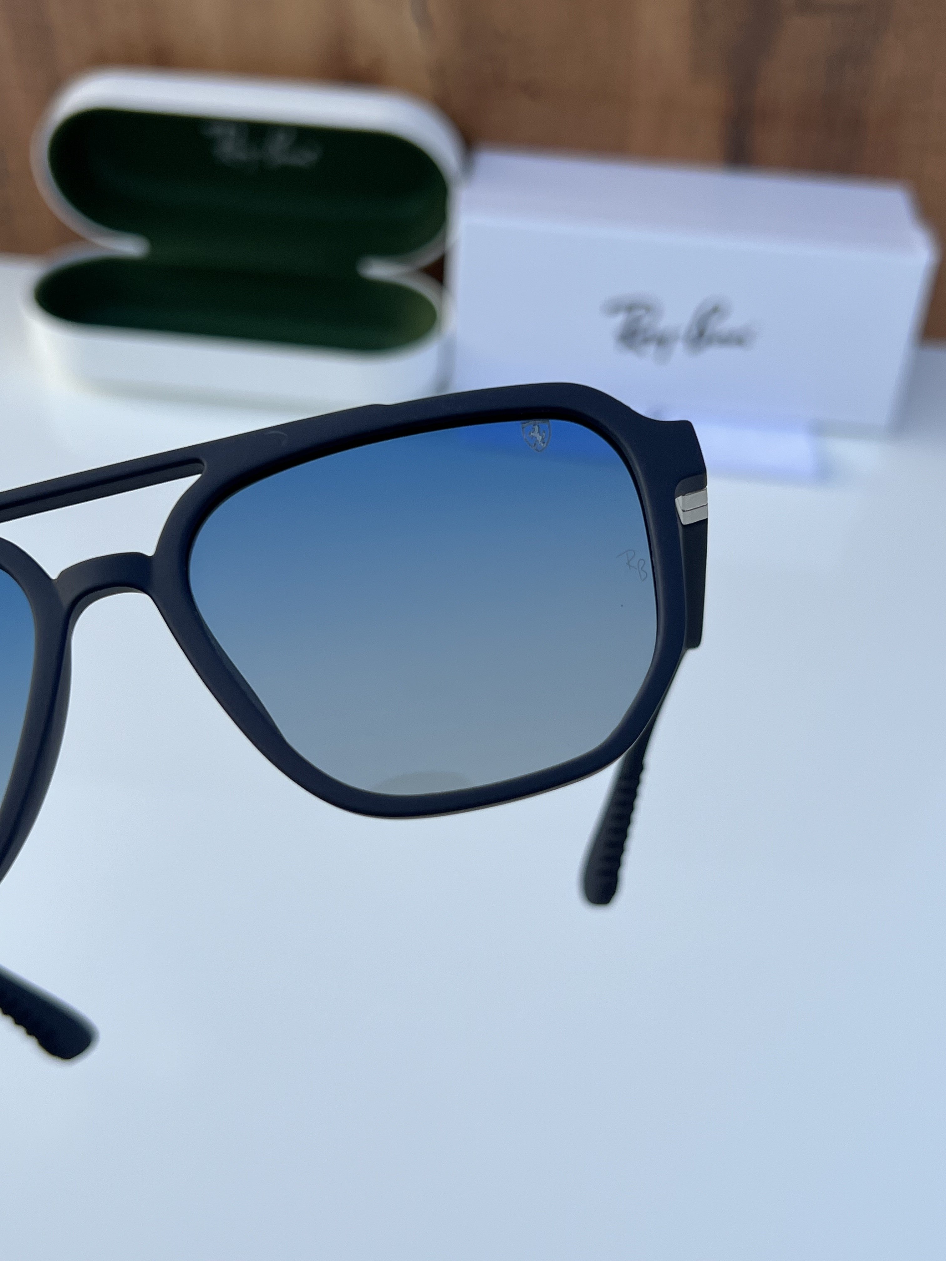 Rayb_an_4613_matt_blue