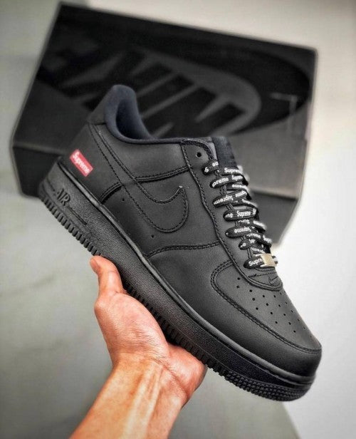 Nikee airforce 1 low SUPREME BLACK