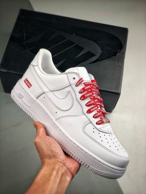 Nikee airforce 1 low SUPREME WHITE