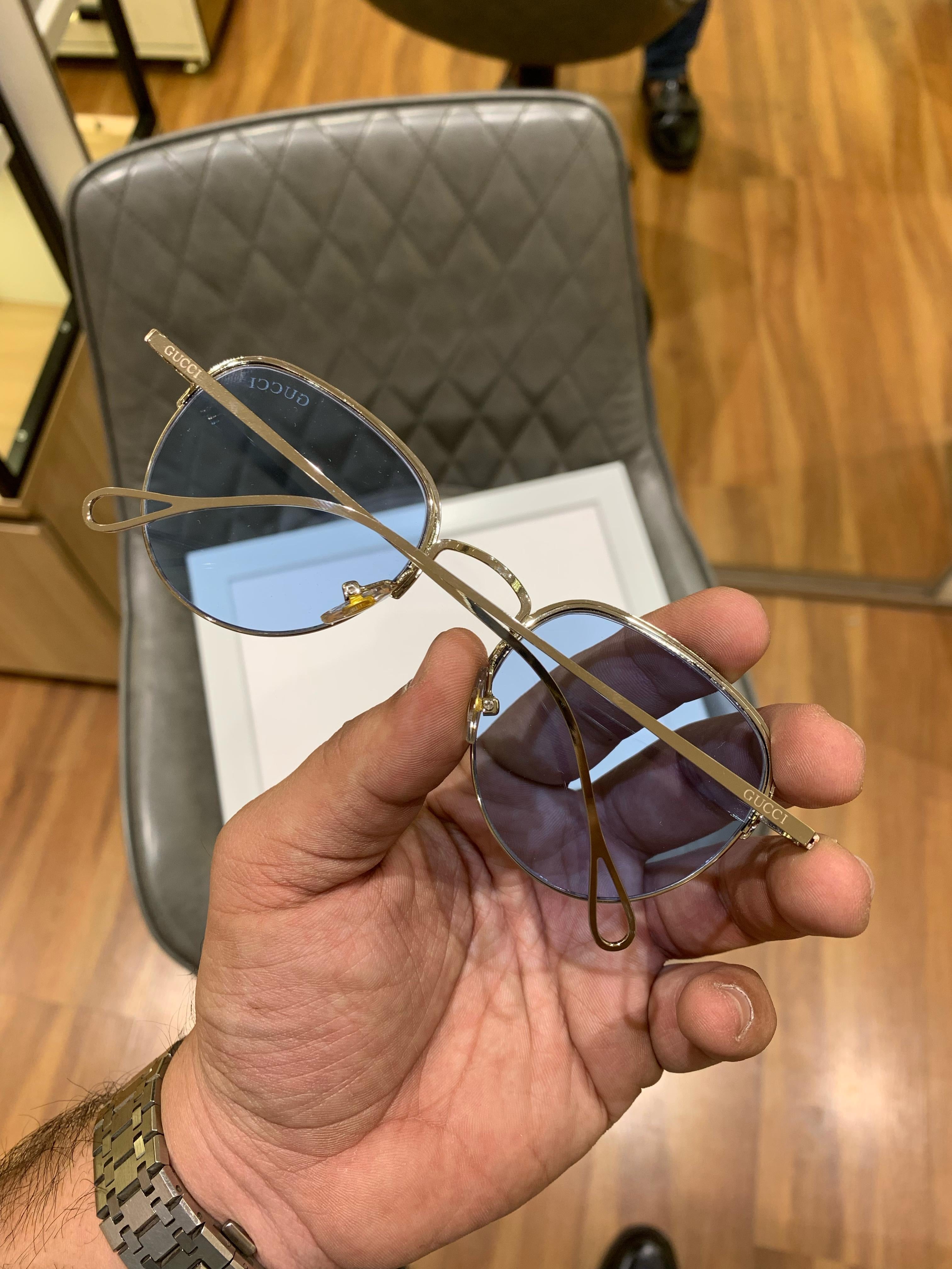 Gu_cci pathan silver blueSAME AS SRK MODEL*A