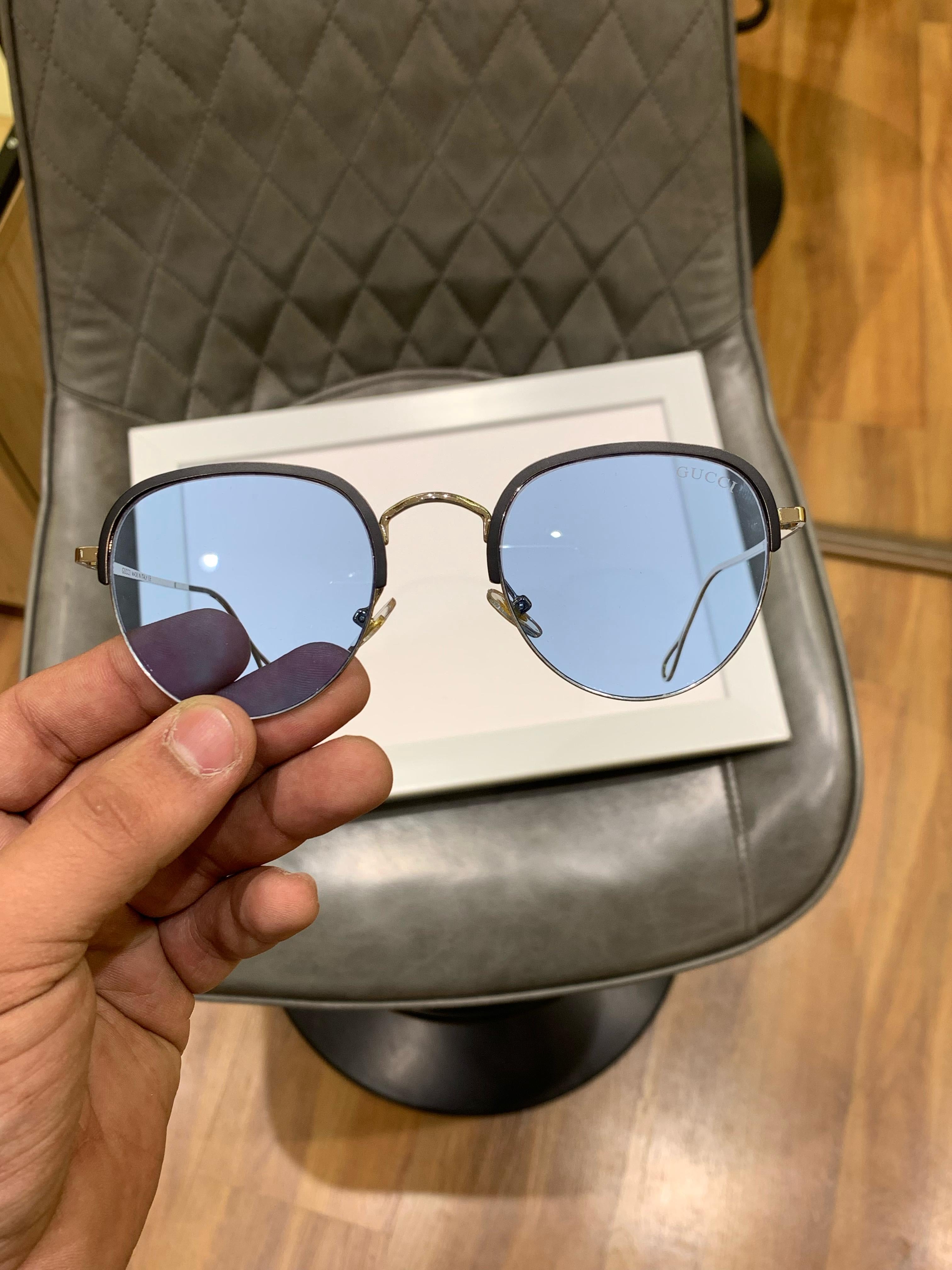 Gu_cci pathan silver blueSAME AS SRK MODEL*A