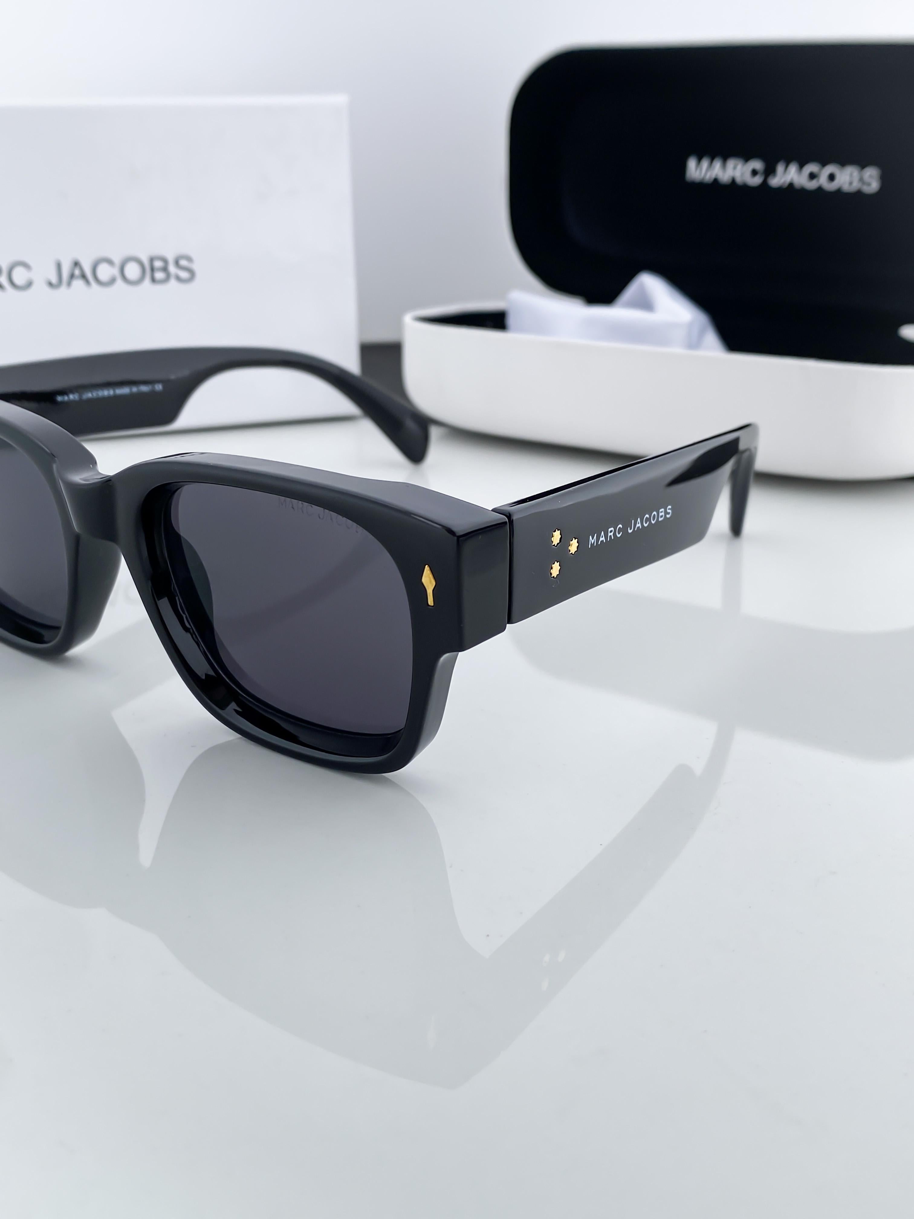 MA_R_C JA_CO_BS BLACK 11-17 B