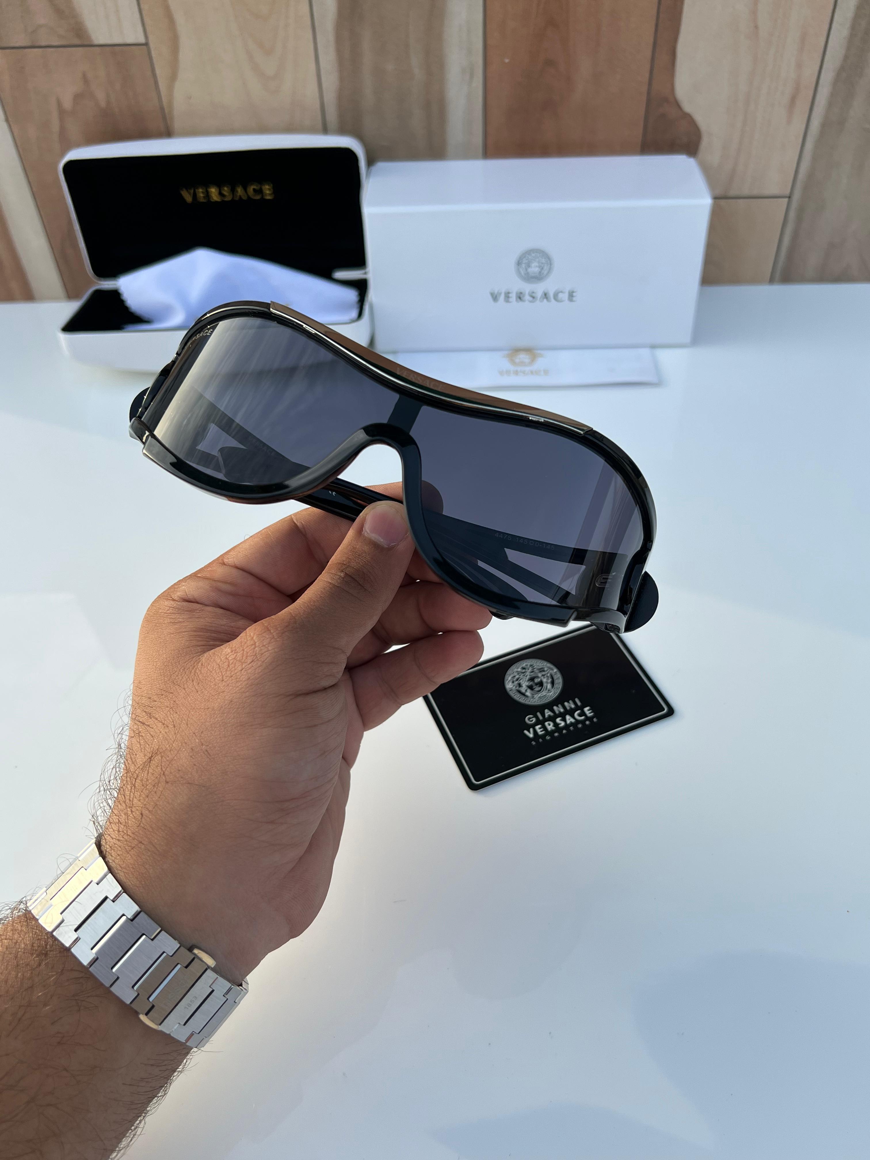 Ver  4475 black silver A