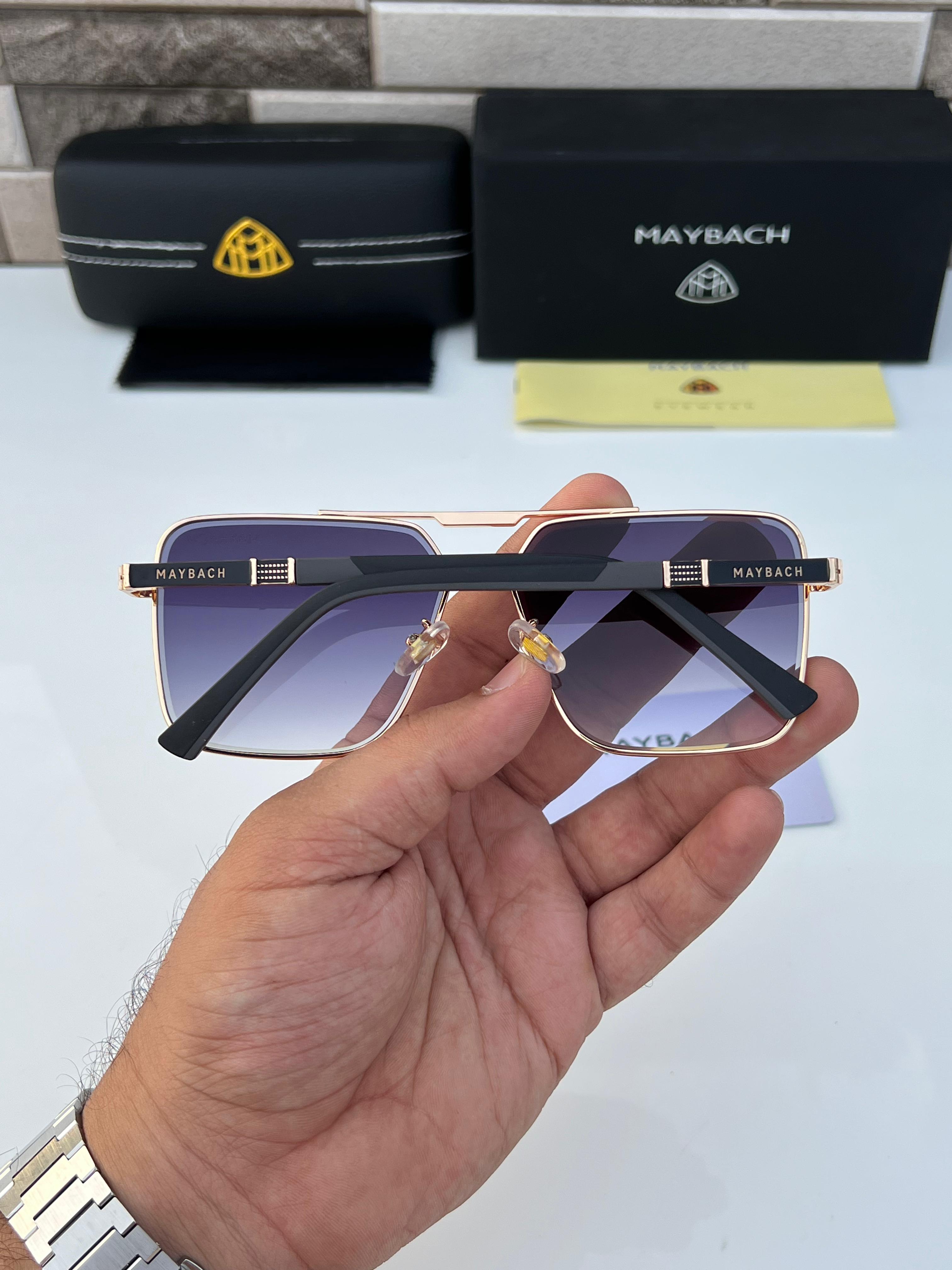 May  23264 gold black A