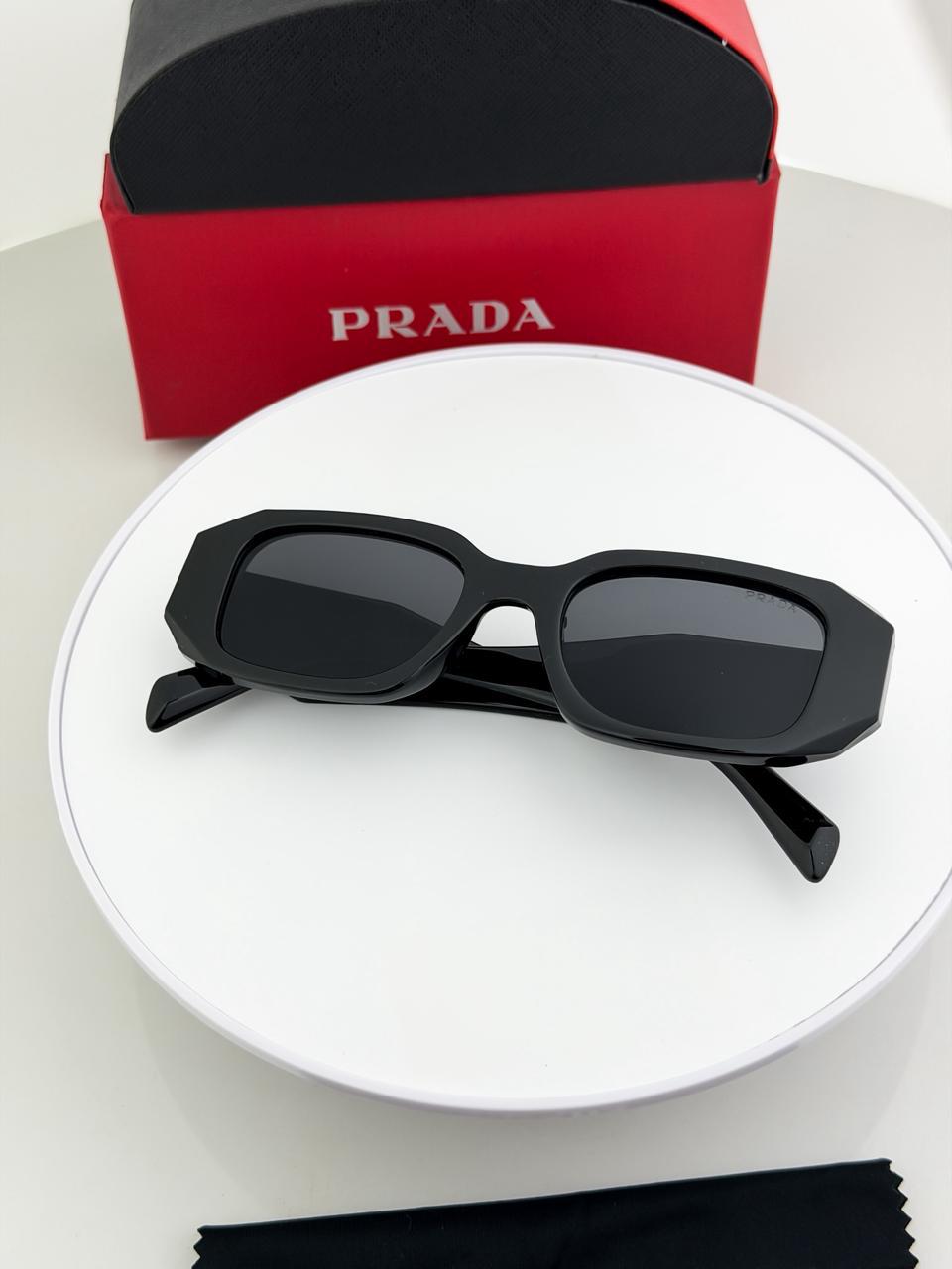 Prada 101