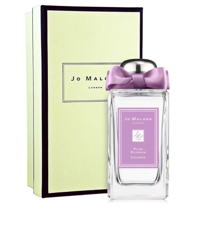 Exclusive Premium Perfume - Echo the Emotions.