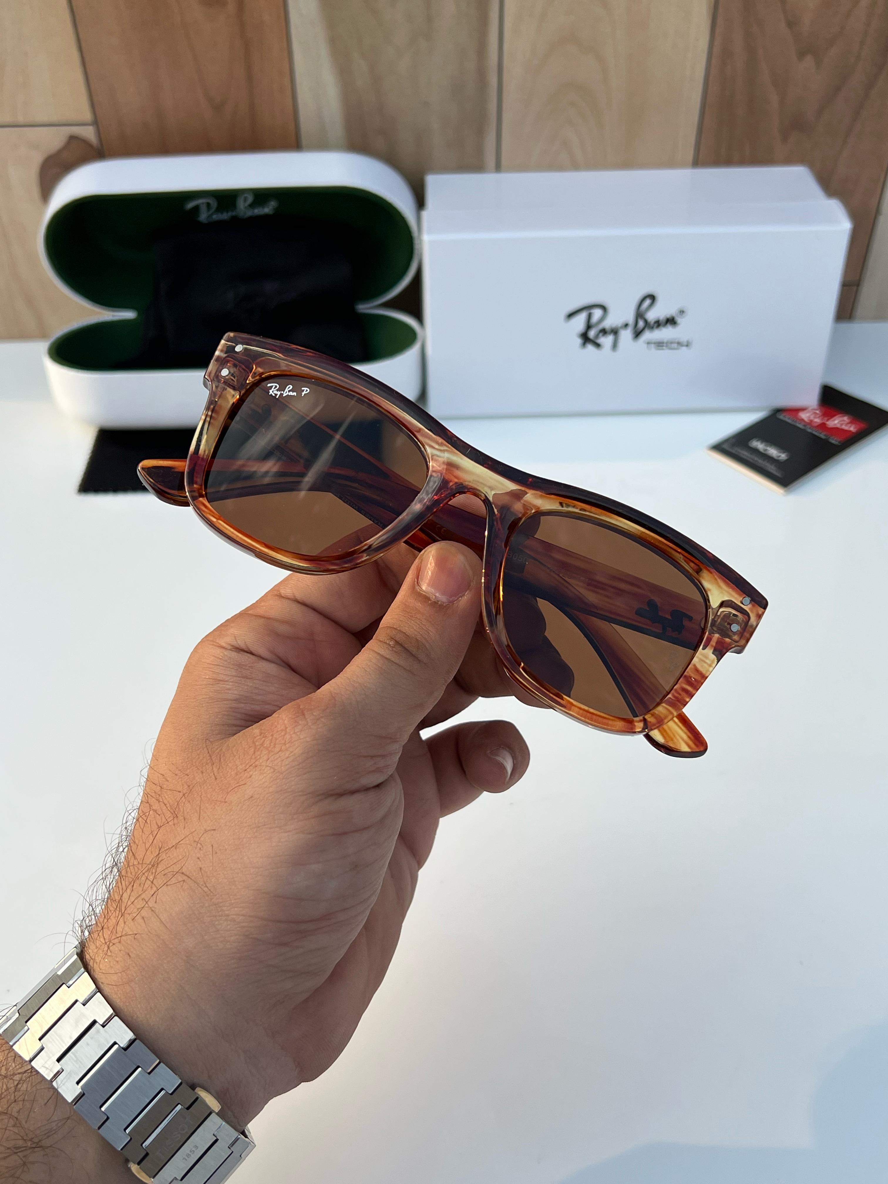 Ra-y_0502 tiger brown